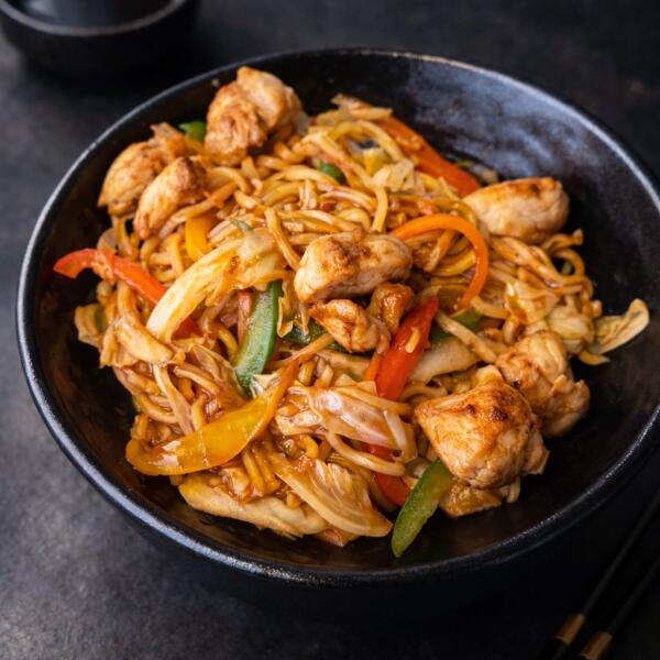 Yakisoba Noodles with Chicken